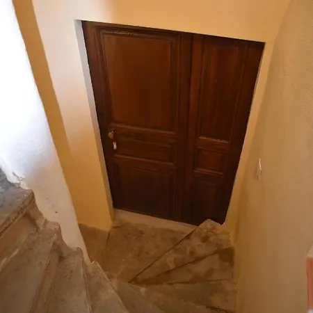 Studio Duplex- Climatise - Centre Apartment Nîmes